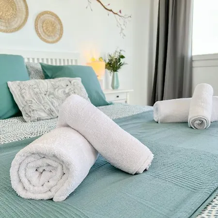 Beautiful Sea Views Pool & Apartament *